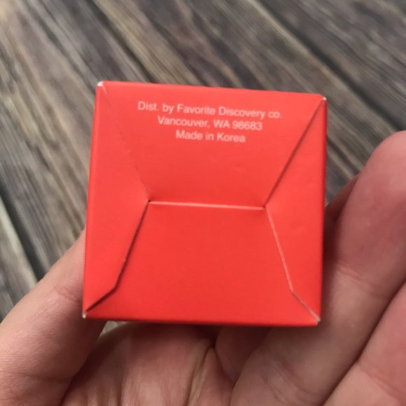 We Are Wild Solid Block Sunblock, NIB - Picture 5 of 8